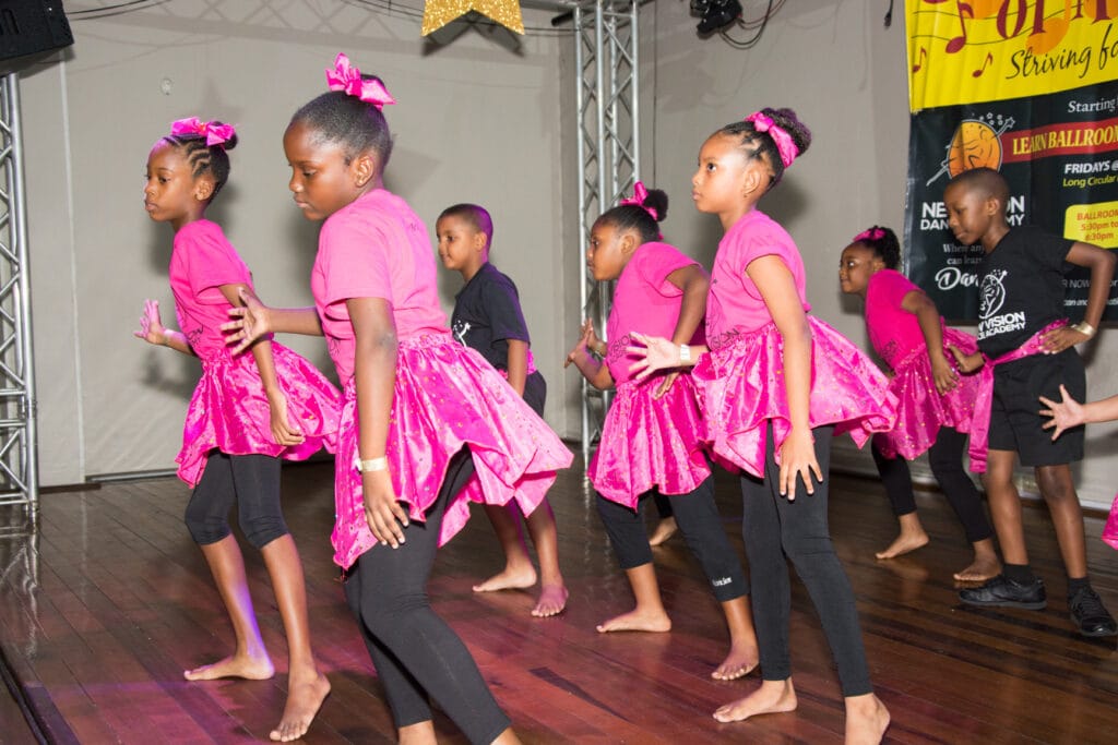 Kids Performing Folk